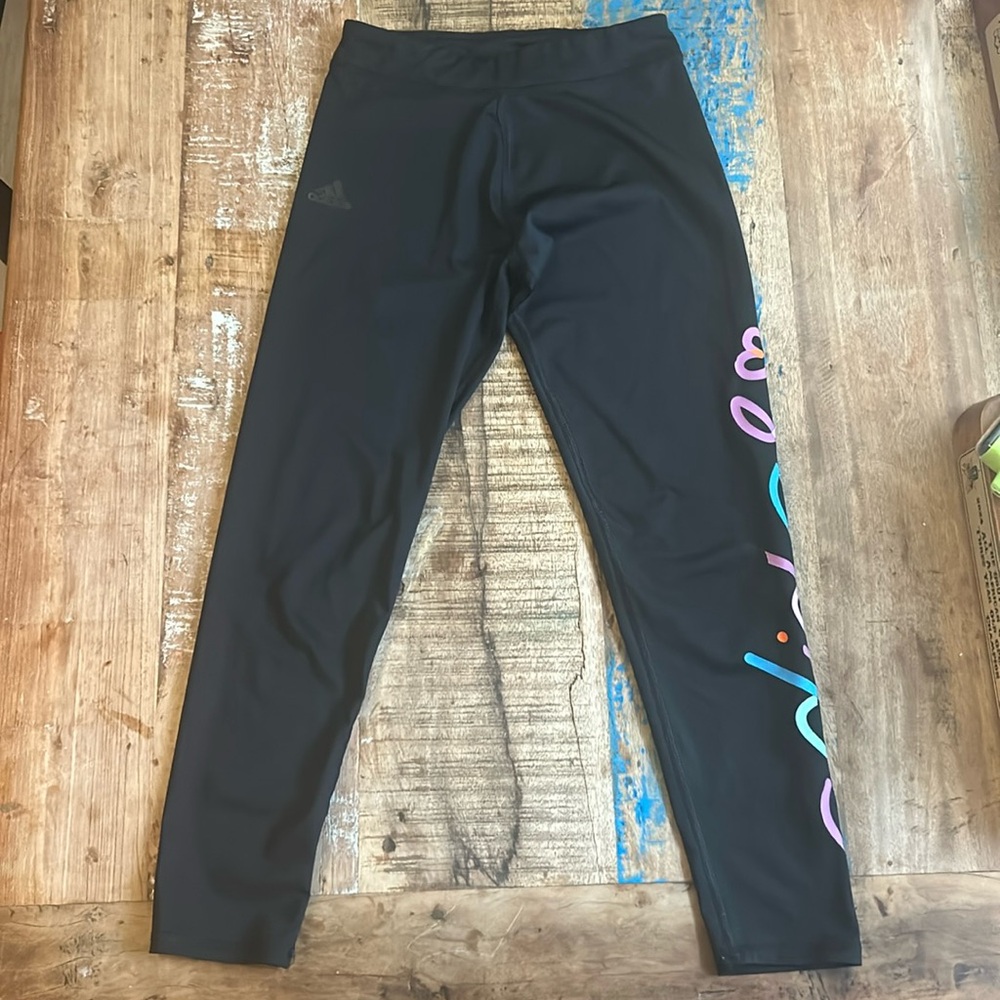 Girls 10/12 medium adidas leggings
